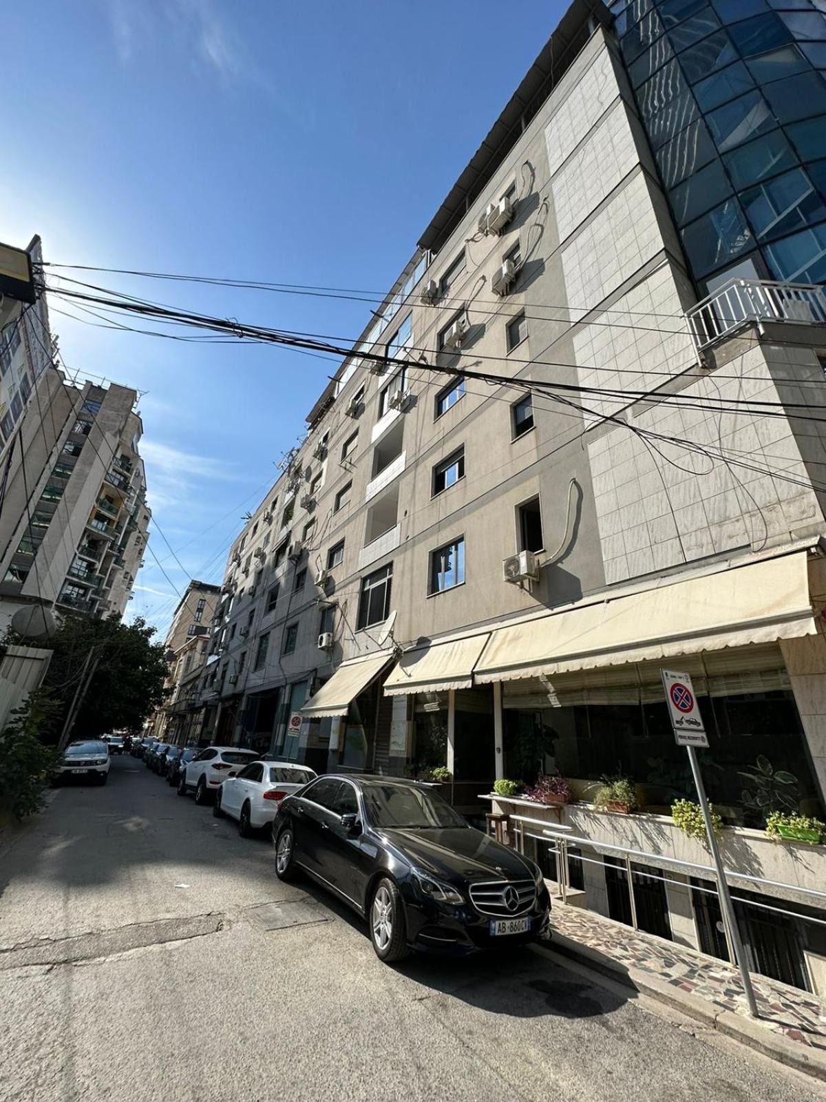 Cozystayapartments By Flow Tirana Exterior photo